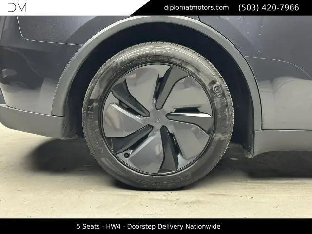 2026 Tesla Model Y Premium All-Wheel Drive