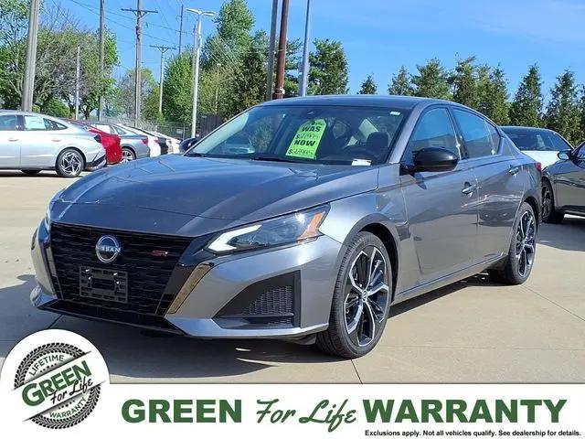 2024 Nissan Altima SR FWD for sale in Springfield, IL