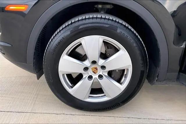 2022 Porsche Cayenne Cayenne