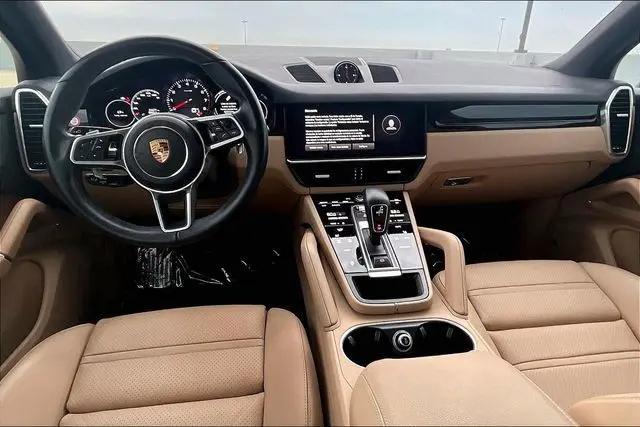 2022 Porsche Cayenne Cayenne