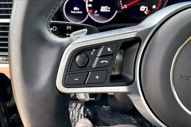 2022 Porsche Cayenne Cayenne