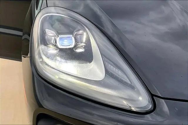 2022 Porsche Cayenne Cayenne