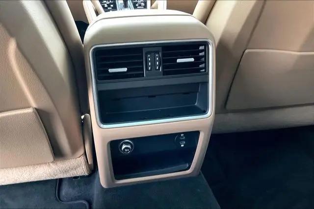 2022 Porsche Cayenne Cayenne