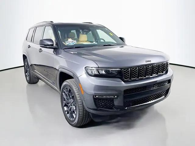 2025 Jeep Grand Cherokee L Summit Reserve 4x4