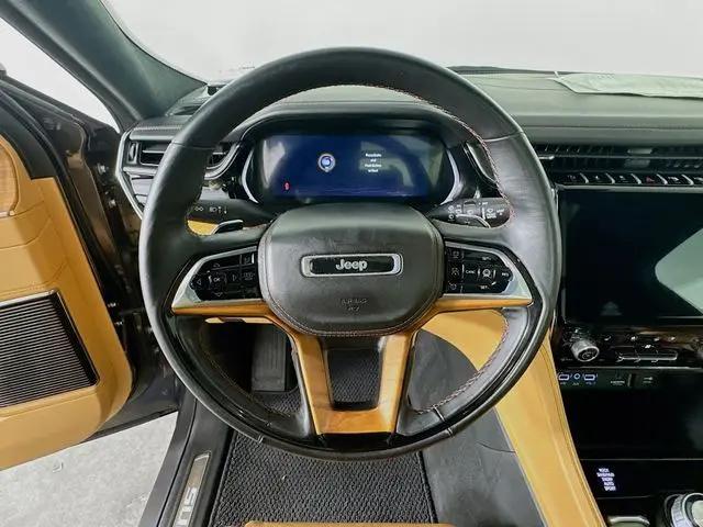 2025 Jeep Grand Cherokee L Summit Reserve 4x4