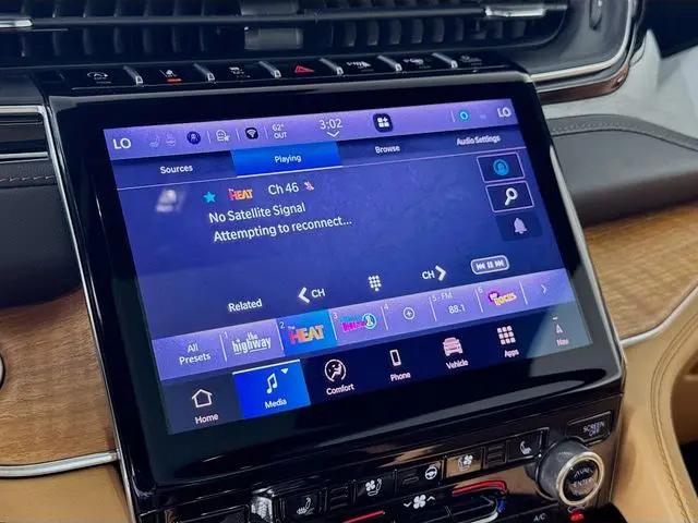 2025 Jeep Grand Cherokee L Summit Reserve 4x4