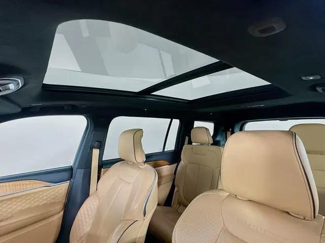 2025 Jeep Grand Cherokee L Summit Reserve 4x4