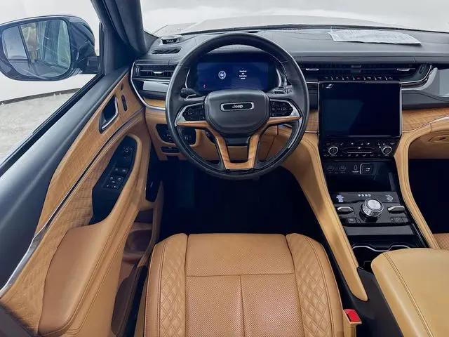 2025 Jeep Grand Cherokee L Summit Reserve 4x4