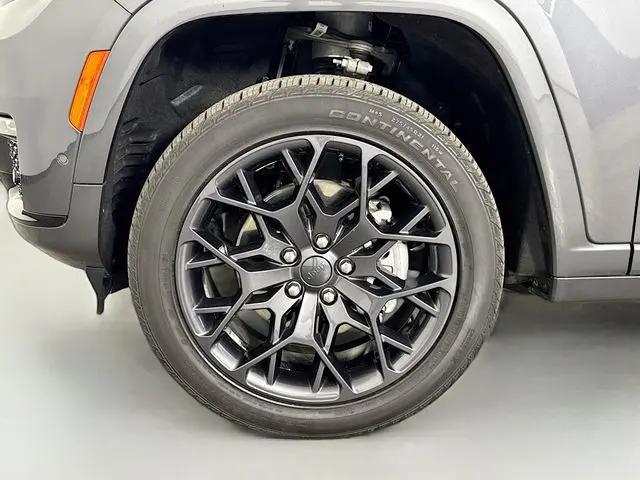 2025 Jeep Grand Cherokee L Summit Reserve 4x4