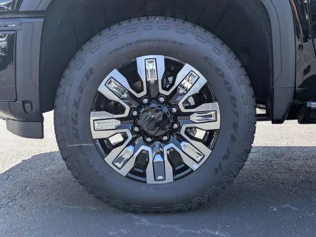 2026 GMC Sierra 3500HD Crew Cab, Long Bed, Denali, 4WD