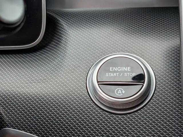 2025 Mercedes-Benz C-CLASS C 300 C 300
