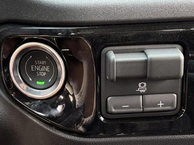 2026 Chevrolet Silverado 1500 4WD Crew Cab Short Bed ZR2