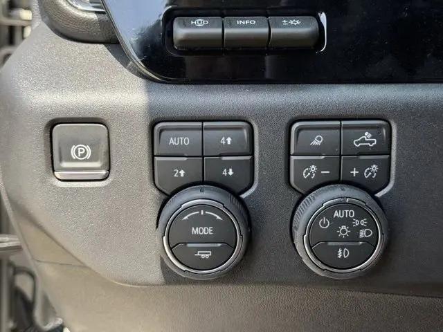 2026 Chevrolet Silverado 1500 4WD Crew Cab Short Bed ZR2