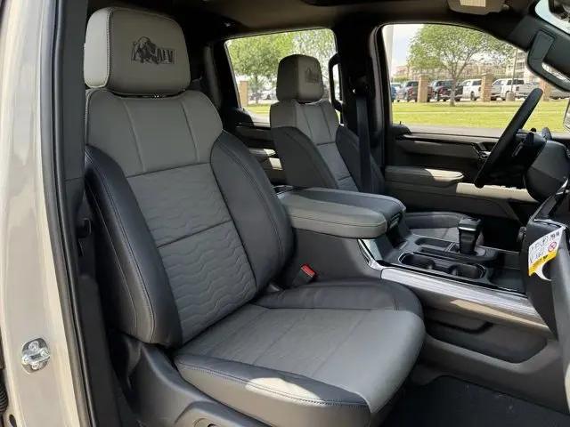 2026 Chevrolet Silverado 1500 4WD Crew Cab Short Bed ZR2