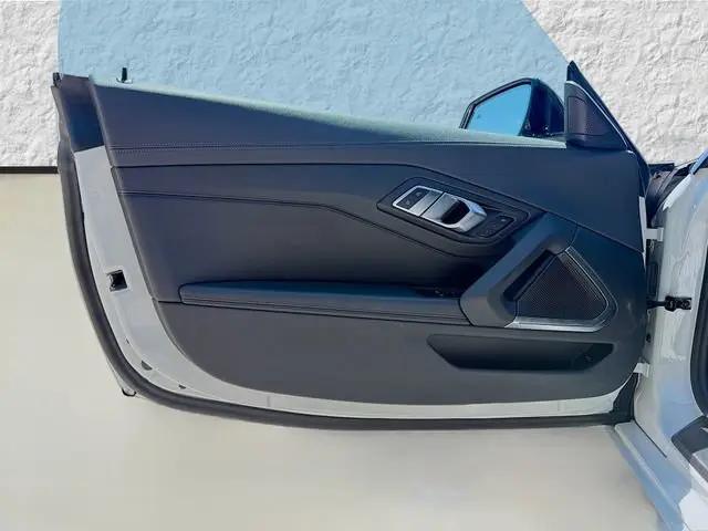 2025 BMW Z4 M40i