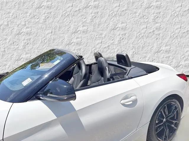 2025 BMW Z4 M40i