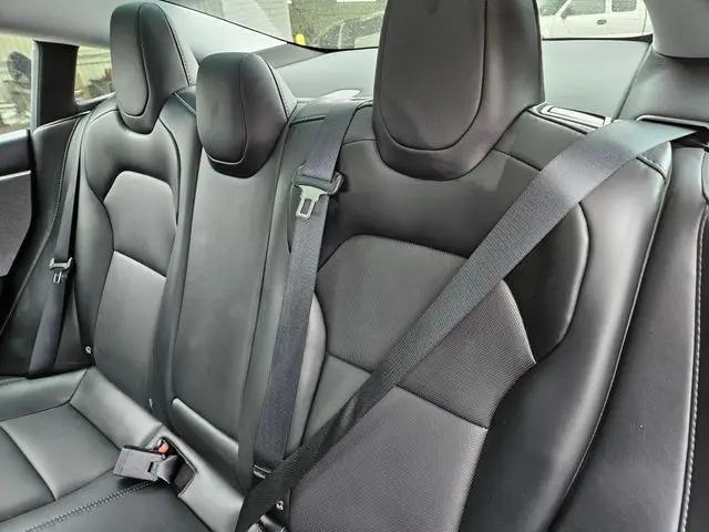2025 Tesla Model 3 Long Range Rear-Wheel Drive