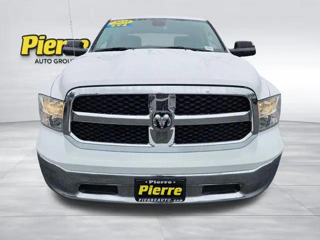 2023 Ram 1500 Classic SLT