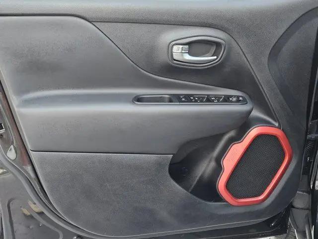 2022 Jeep Renegade (RED) Edition 4x4