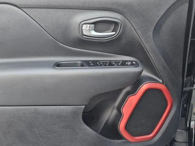2022 Jeep Renegade (RED) Edition 4x4