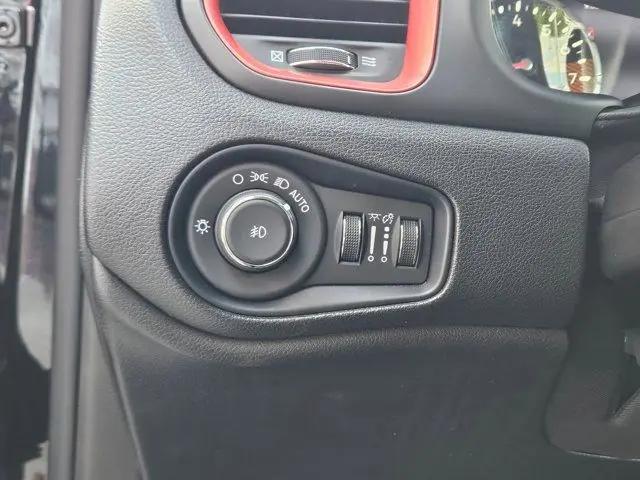 2022 Jeep Renegade (RED) Edition 4x4
