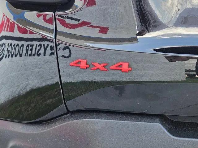 2022 Jeep Renegade (RED) Edition 4x4