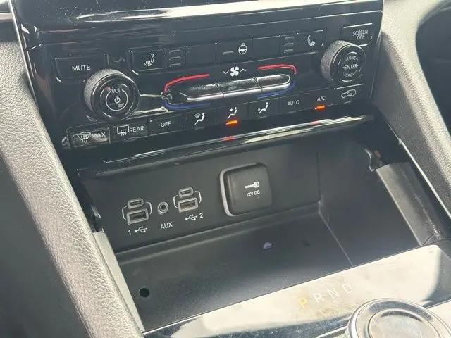 2023 Jeep Grand Cherokee L Altitude 4x4