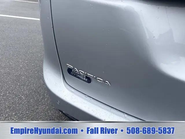 2023 Chrysler Pacifica Hybrid Limited