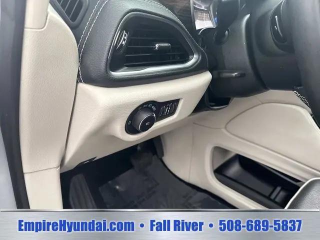 2023 Chrysler Pacifica Hybrid Limited