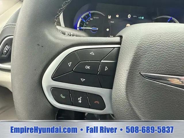 2023 Chrysler Pacifica Hybrid Limited