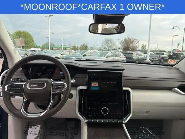 2024 GMC Acadia FWD Denali