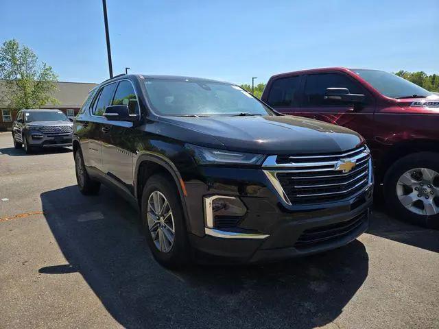 2023 Chevrolet Traverse FWD LT Leather