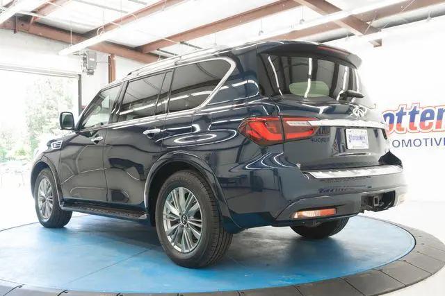 2024 INFINITI QX80 LUXE