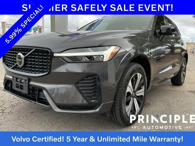 2024 Volvo XC60 Recharge T8 Plus Dark Theme