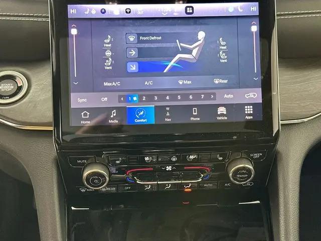 2023 Jeep Grand Cherokee Overland