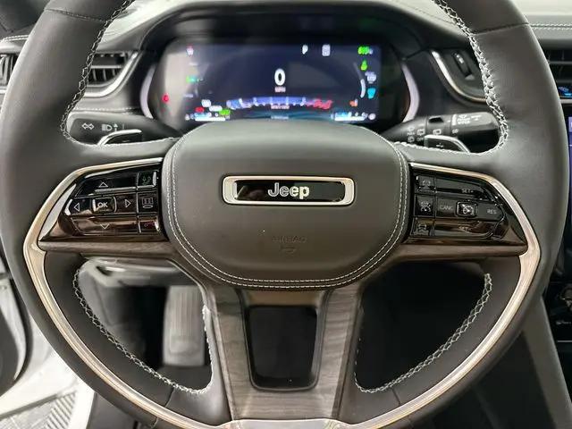 2023 Jeep Grand Cherokee Overland