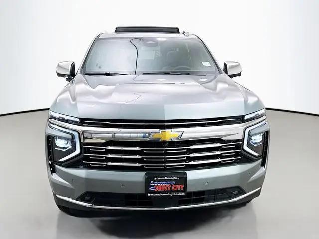 2025 Chevrolet Suburban 4WD Premier