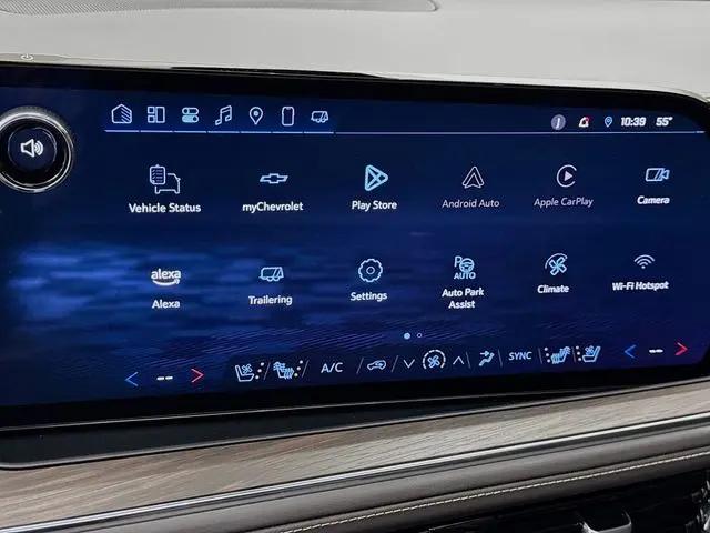 2025 Chevrolet Suburban 4WD Premier