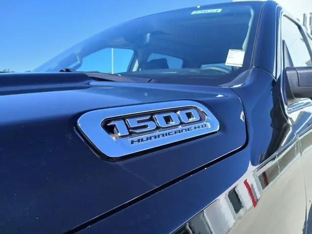 2026 Ram 1500 Tungsten Crew Cab 4x4 5'7" Box