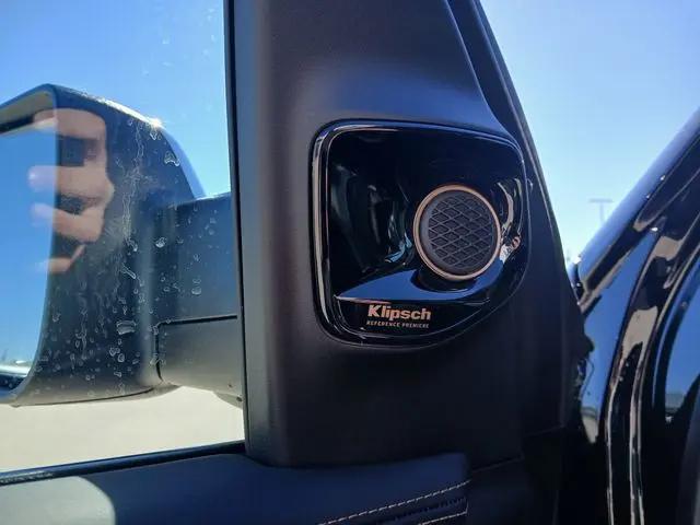 2026 Ram 1500 Tungsten Crew Cab 4x4 5'7" Box