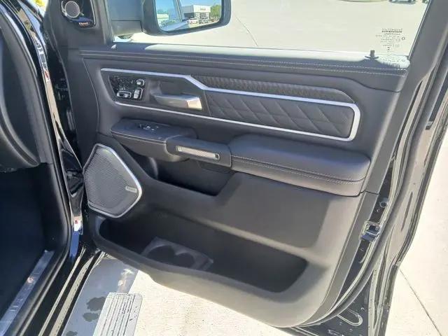 2026 Ram 1500 Tungsten Crew Cab 4x4 5'7" Box
