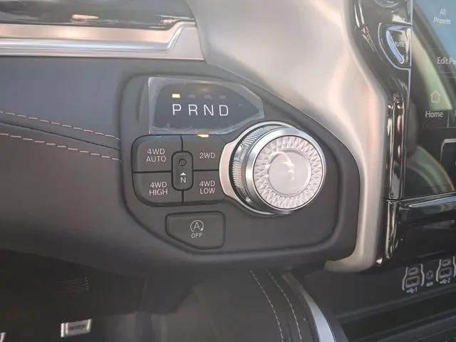 2026 Ram 1500 Tungsten Crew Cab 4x4 5'7" Box