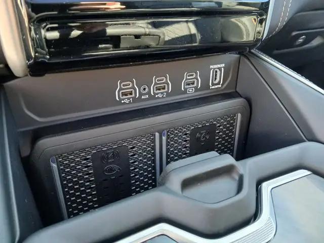 2026 Ram 1500 Tungsten Crew Cab 4x4 5'7" Box