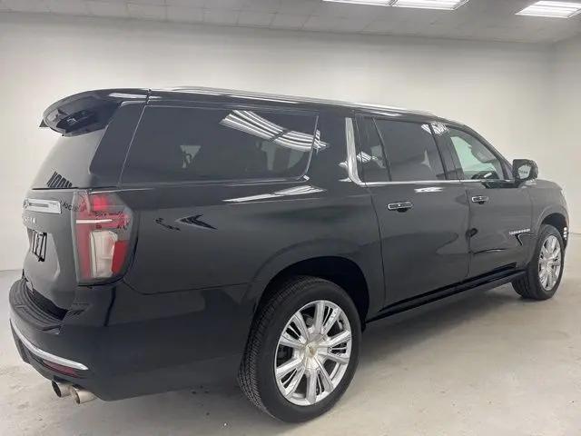 2024 Chevrolet Suburban 4WD High Country