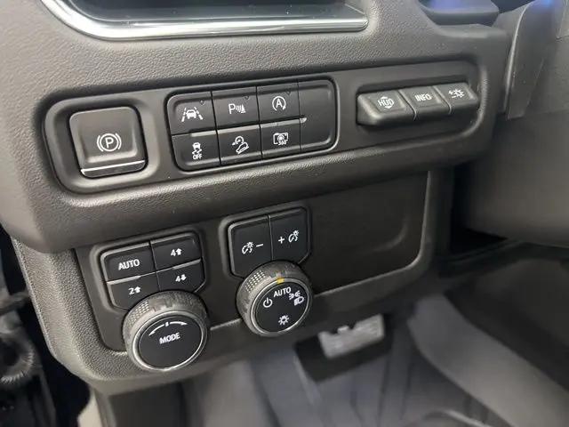 2024 Chevrolet Suburban 4WD High Country