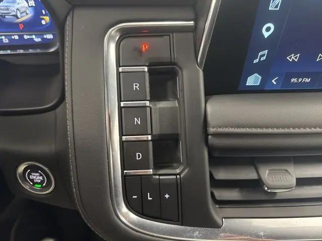 2024 Chevrolet Suburban 4WD High Country