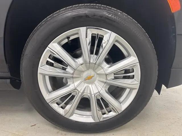 2024 Chevrolet Suburban 4WD High Country