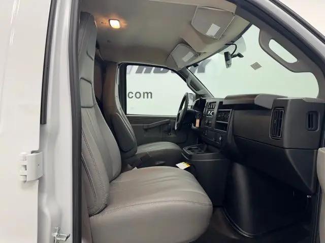 2026 Chevrolet Express Cargo Van 2500 Extended Wheelbase, WT, RWD