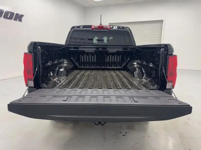 2026 Chevrolet Colorado WT, RWD