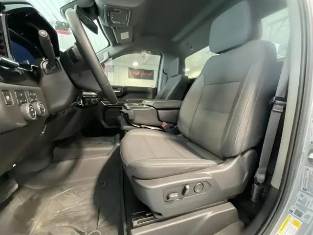 2025 Chevrolet Silverado 2500HD 4WD Regular Cab Long Bed LT
